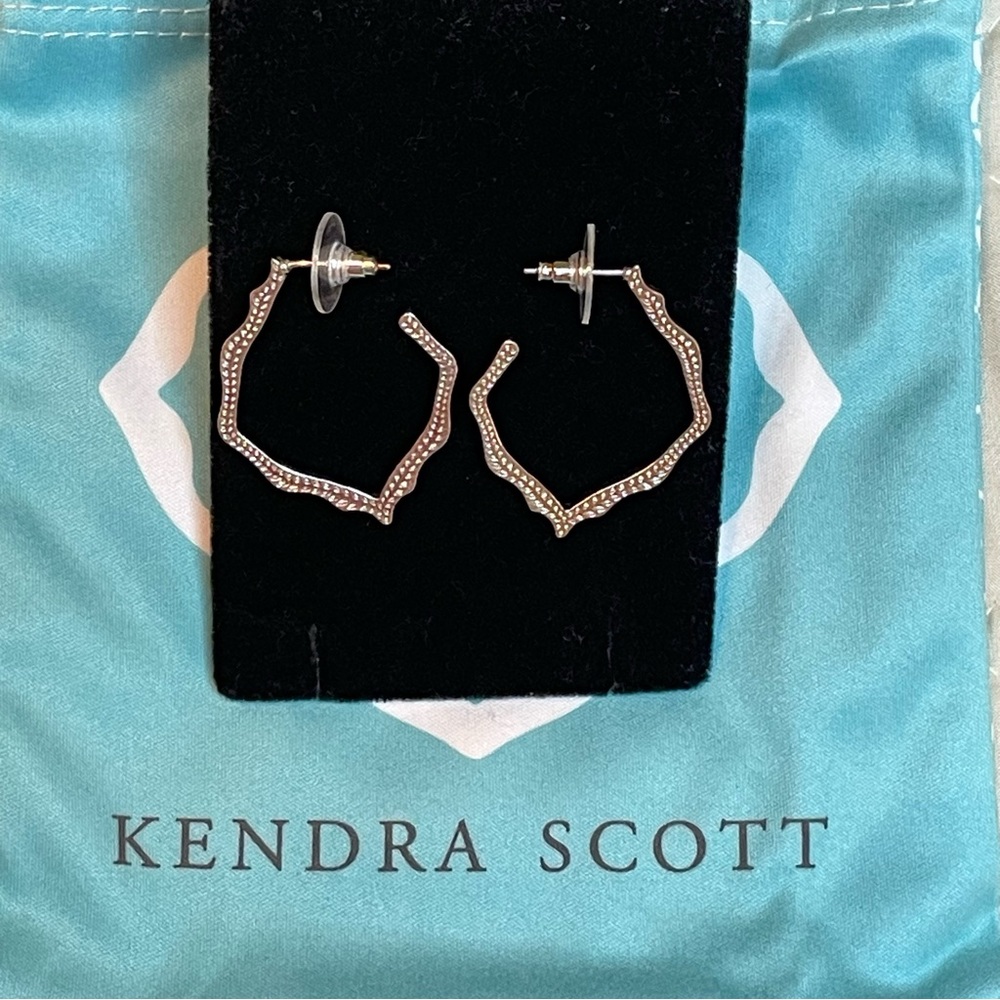 Kendra Scott Miku Hoop Earrings Silver